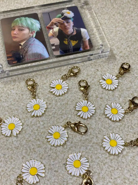 !Last Price. Bigbang G-Dragon Daisy Keyring for Sale! G-DRAGON