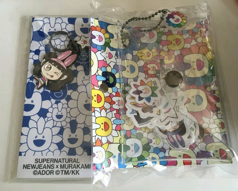 NewJeans Murakami Popup Hanni Keyring Haerin Minji Sticker Pack Photocard Doll