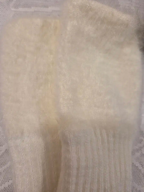 Selling a white hand warmer.