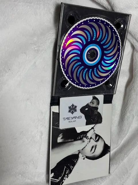 Bigbang G-Dragon fansite goods (unreleased/unofficial) from Number G and Ice G for sale.