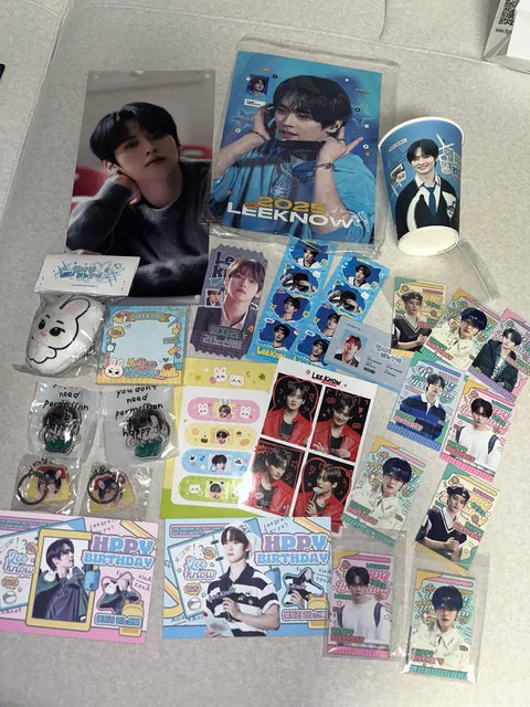 Stray Kids SKZ SKZoo Leebit BbokAri Lee Know photocard Magic School Goods Bundle