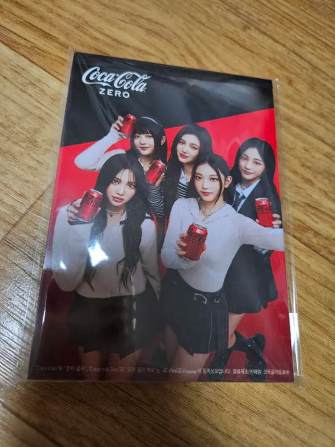 NewJeans njz Coca-Cola memo pad