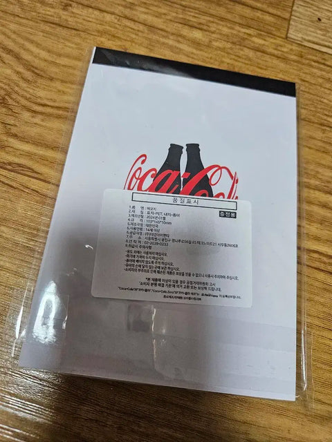 NewJeans njz Coca-Cola memo pad