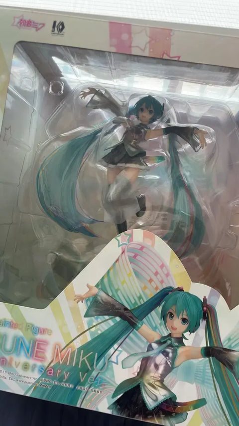 Good Smile Hatsune Miku 10th Anniversary Figure 1/7 Scale Vocaloid