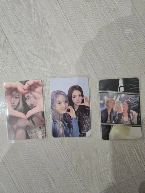 NMIXX album photocard exchange Lily Haewon Sullyoon Bae Jiwoo Kyujin