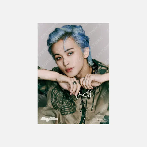 Chuyển ảnh poster khổ A4, Jaehyun và Mark.