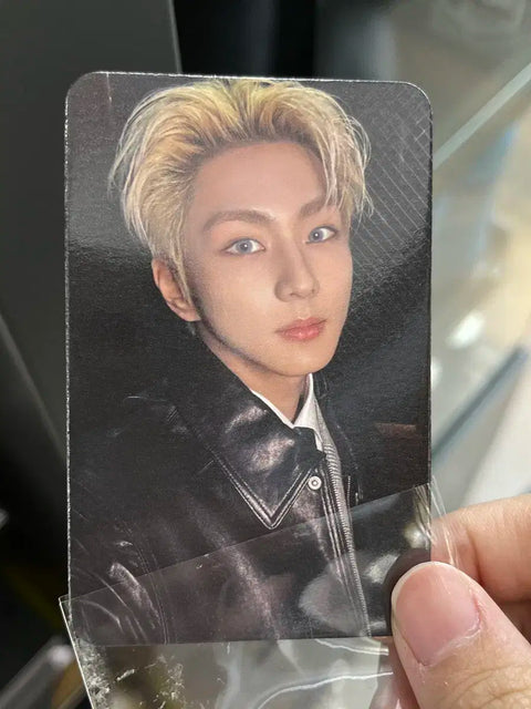 Enhypen Jungwon Olive Young photocard benefit