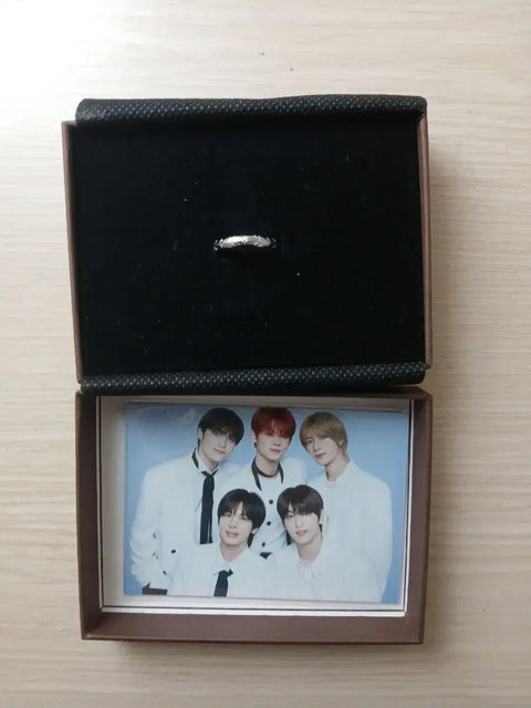 TXT PREMIERE SHOWCASE MD Ring L size