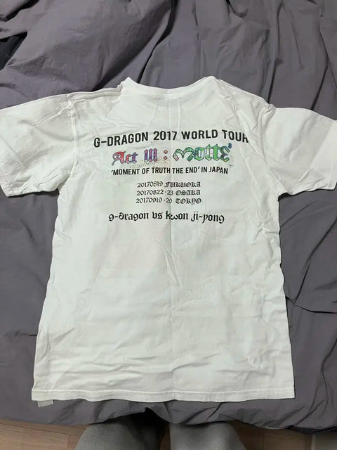 G-DRAGON 2017 MOTTE World Tour T-Shirt