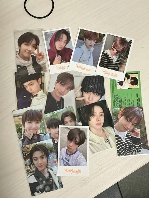 Huge discount, urgent sale. BOYNEXTDOOR Woonhak, Jaehyun, Leehan, Rio, Sungho, Taesan photocard, selling as a set.