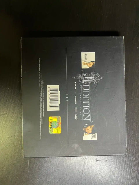 Bán album thử giọng và album đã phát hành của Younha.