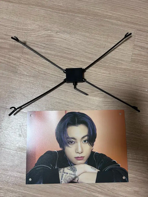 Biểu ngữ ảnh bơ Jungkook của BTS