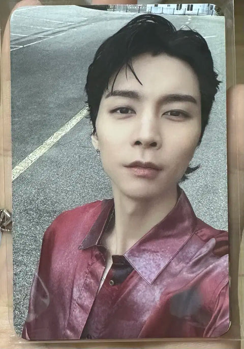 NCT 127 The Momentum photocard bundle sale, final concert soundcheck gift.