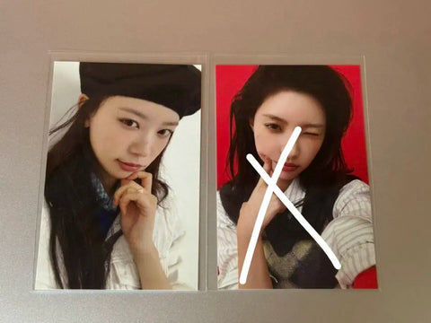 ILLIT Mocha borrowed cat broadcast photocard transfer
