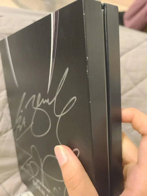Blackpink signed album
