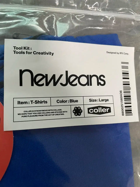 Áo thun NewJeans Hype Boy Blue đang được bán