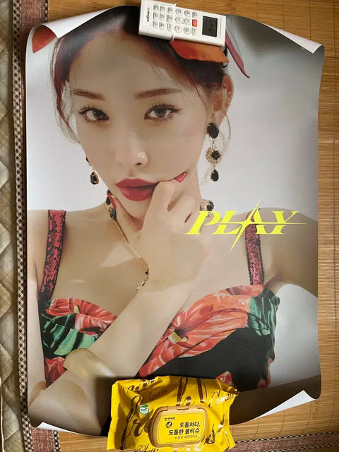 Tổng cộng 10 tờ poster album chính thức của Chungha