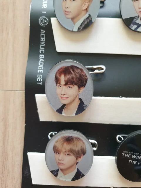 Bộ huy hiệu Acrylic cuối cùng của BTS The Wings Tour