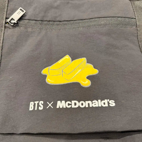 Túi đựng hàng hợp tác BTS x McDonald's của BTS McDonald's