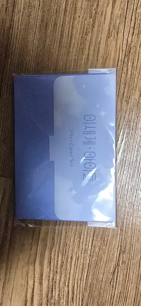 Isegye Idol Postcard Set