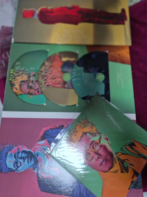 Yoon Jong-shin's activities 2021 2022 Signed album
