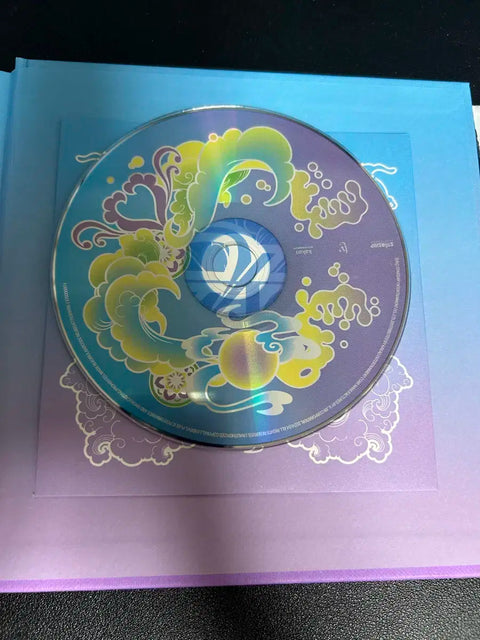 IVE Unsealed Album) SWITCH SPIN OFF ver.