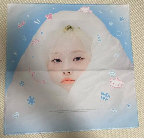 aespa Winter Kim Min-jeong Slogan Goods Photocard Doll