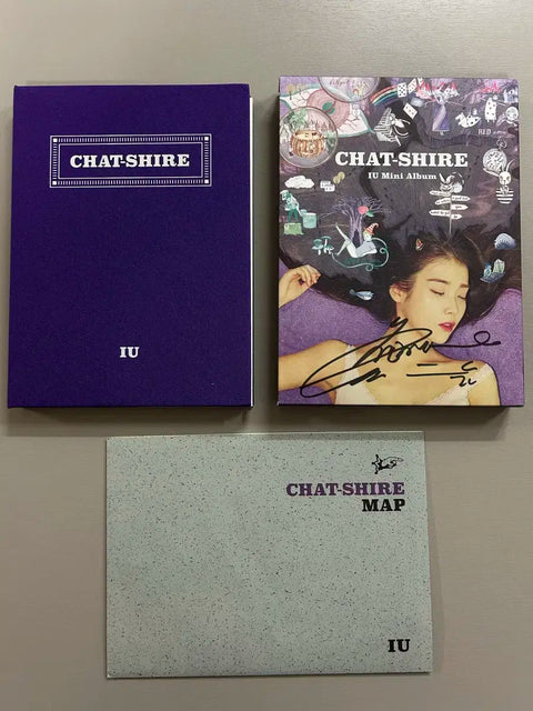 IU Chat-shire Autographed Album Signed Album Autograph Album