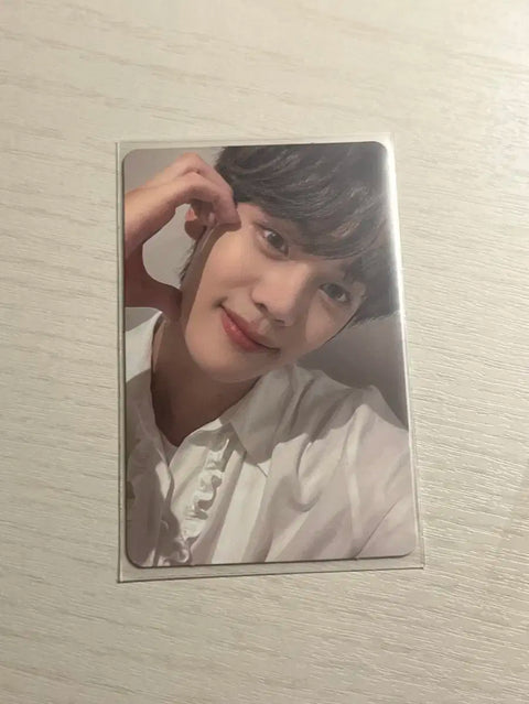 Kim Gyubin photocard