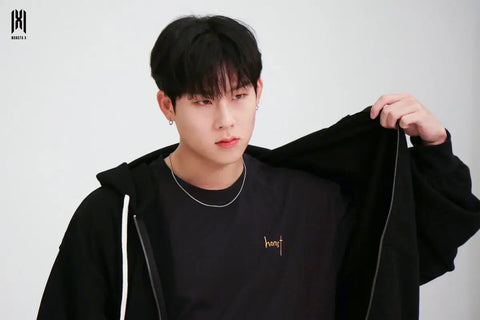 MONSTA X Joohoney BORN CHAMPS Autographed T-shirt Transfer