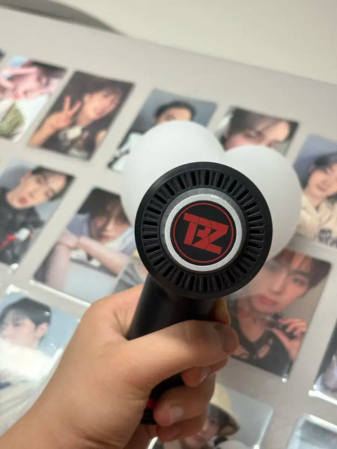 Bán light stick của The Boyz!