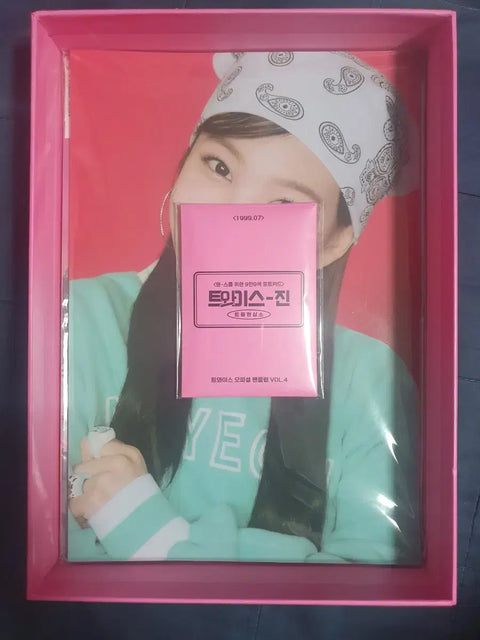 TWICE Fan Club 4th Generation Kit