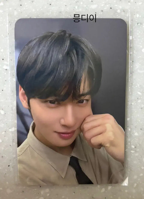 Cha Eun-woo Stargraphy MD Photocard
