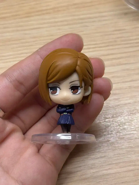 Jujutsu Kaisen Gacha Mini Stand Figure Gojo Itadori Nobara