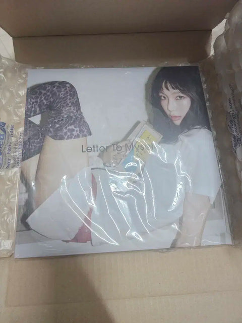 Album "Let Me Love You" của Taeyeon - Thư gửi chính mình - Giảm giá