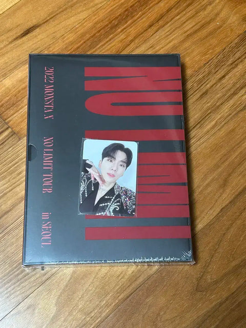 DVD buổi hòa nhạc MONSTA X NO LIMIT