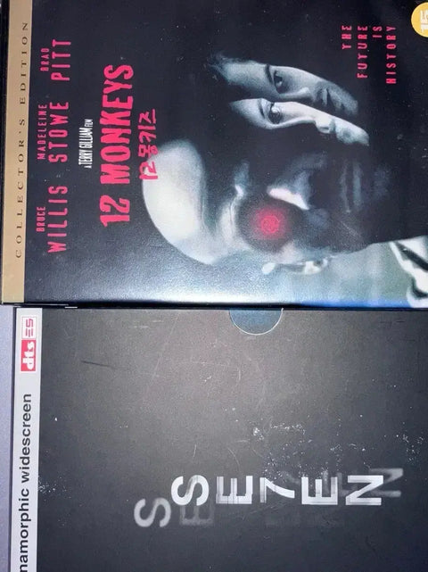Movie Seven, 12 Monkeys Brad Pitt DVD bundle