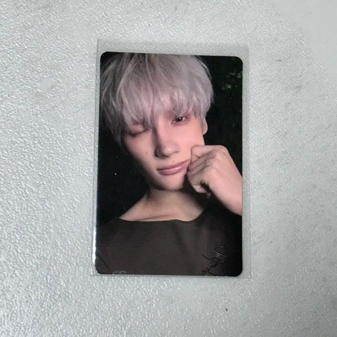 Unopened) TXT Horned TXT MOA Cheek Poked CU Collaboration Photocard