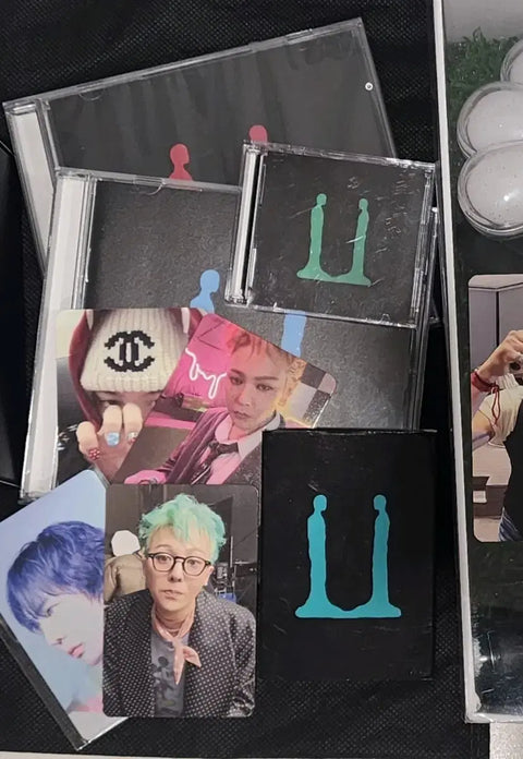 Selling G-Dragon Übermensch albums as a set. Price negotiable.