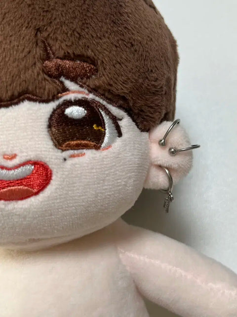 Seventeen Dokyeom doll Holli-do and doll clothes as a set, for sale.
