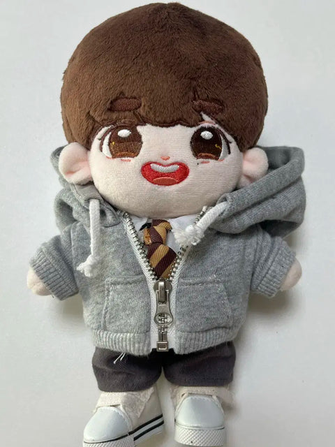 Seventeen Dokyeom doll Holli-do and doll clothes as a set, for sale.