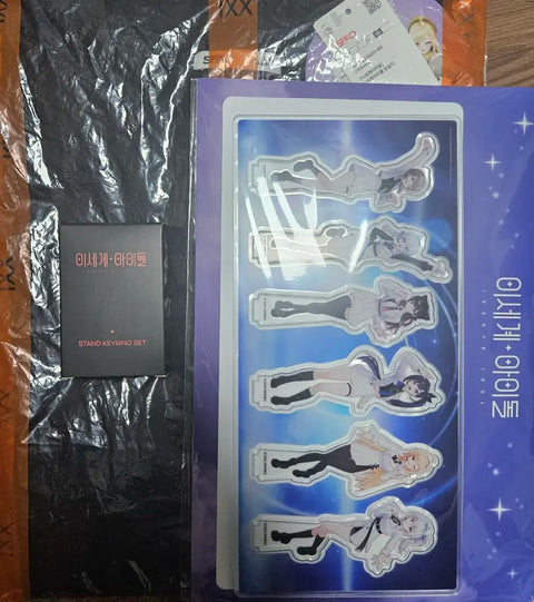 Isegye Idol Isedol Diorama Acrylic Stand T-shirt Keyring