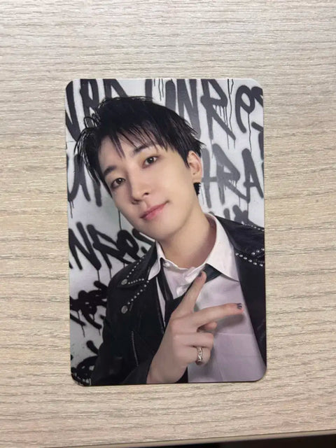 Lowest price on Bungaejangter) Selling Happy Birthday Aladdin Special Edition Wonwoo photocard