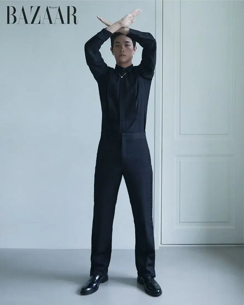 Transfer/Sale of Harper's Bazaar magazine featuring actor Park Jung-min's photoshoot and interview.