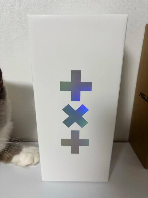 TXT Light Stick Ver. 2, Includes Photocards