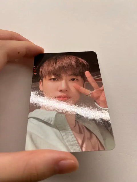 Selling Universe JaeMin photo card.