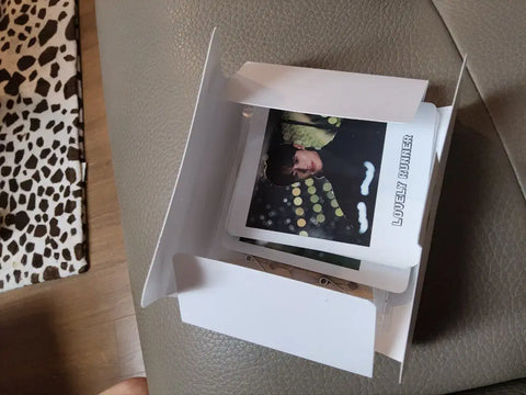 "Sunjae Upgo Twieo" Polaroid Set