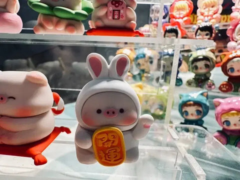 Cute small figurines for the office
