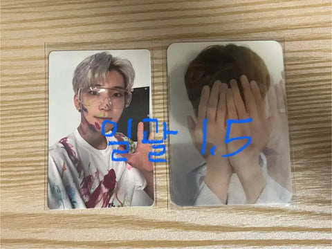 Seventeen photocard