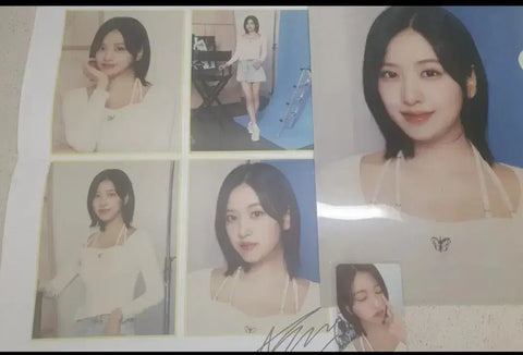 IVE Magazine Limited Edition Yujin Photo Kit